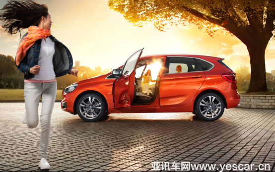 購創(chuàng)新BMW 2系旅行車 送免費(fèi)保養(yǎng)481.png