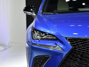 雷克薩斯 雷克薩斯NX 2017款 300 F SPORT